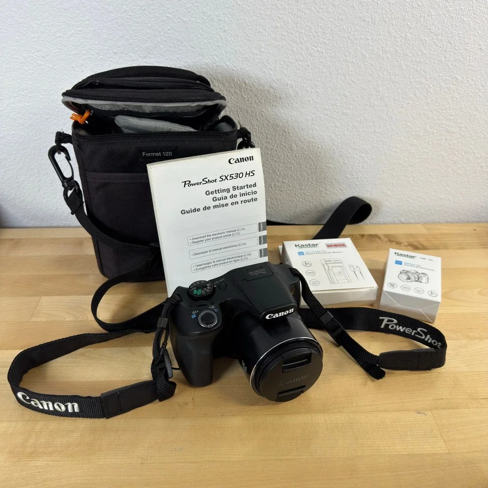 Canon PowerShot SX530 HS 16.0MP Digital Camera 50x Zoom Wi-Fi Bundle 32GB Bag